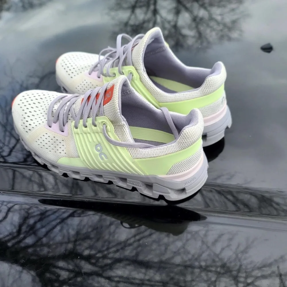 On Running Athletic Shoes White and Green CloudTec - Picture 5 of 6